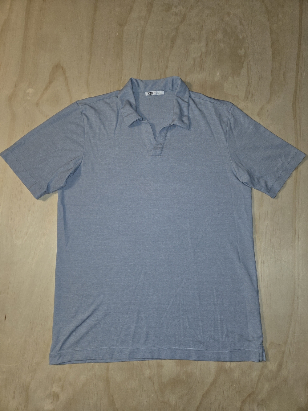 classic casual Zara Blue Textured Polo (Size L)